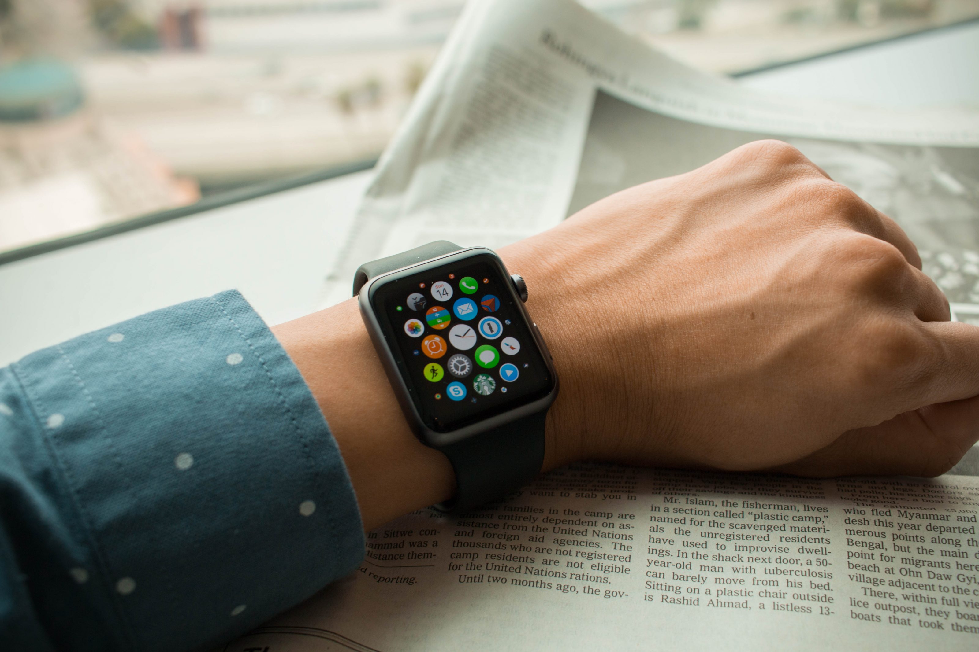 How to Set Your Apple Watch Alarm in 3 Easy Steps ...
